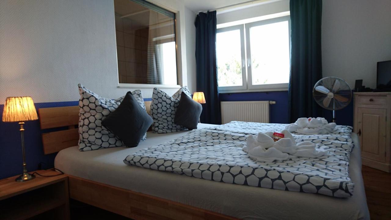 Pension Bonn Sudstadt ภายนอก รูปภาพ