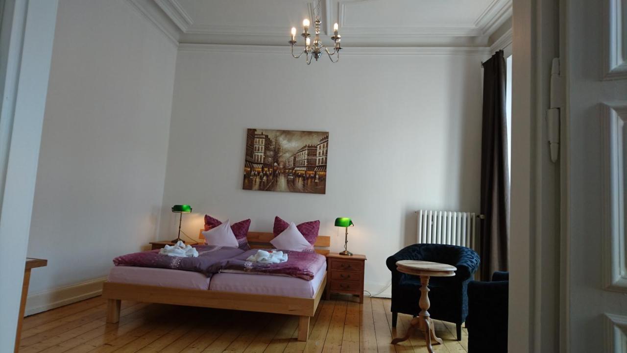 Pension Bonn Sudstadt ภายนอก รูปภาพ