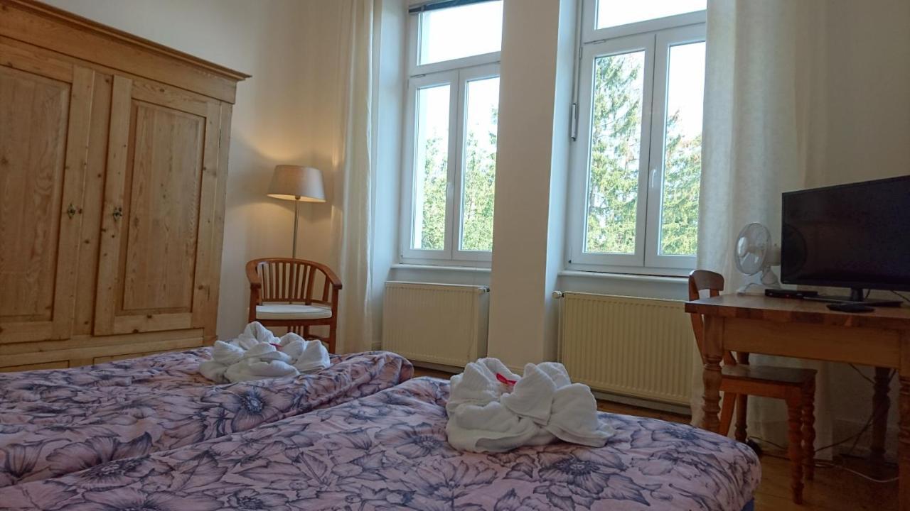 Pension Bonn Sudstadt ภายนอก รูปภาพ